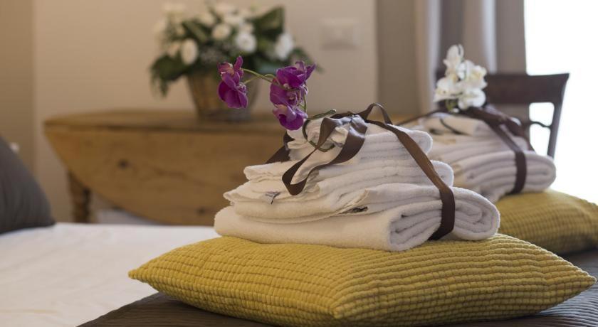 Yhomisus Bed and Breakfast Comiso Eksteriør billede