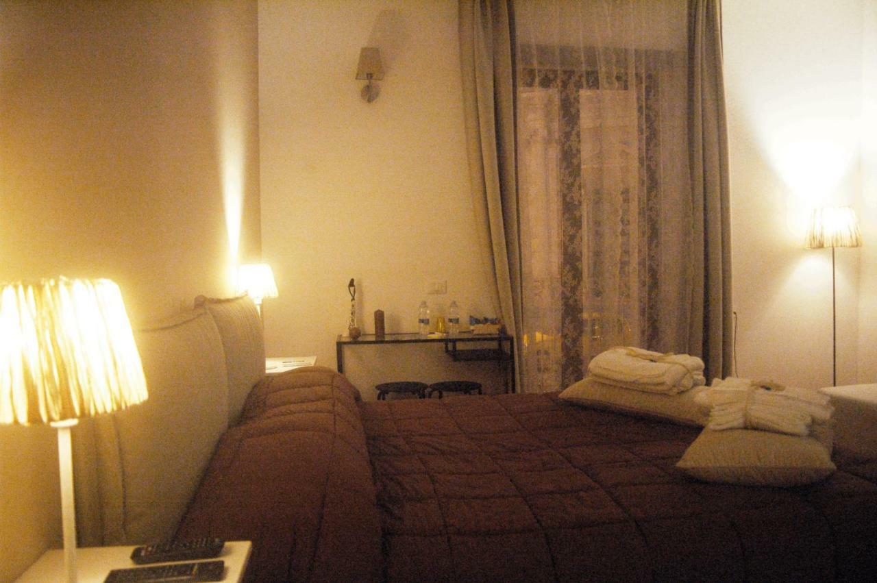 Yhomisus Bed and Breakfast Comiso Eksteriør billede