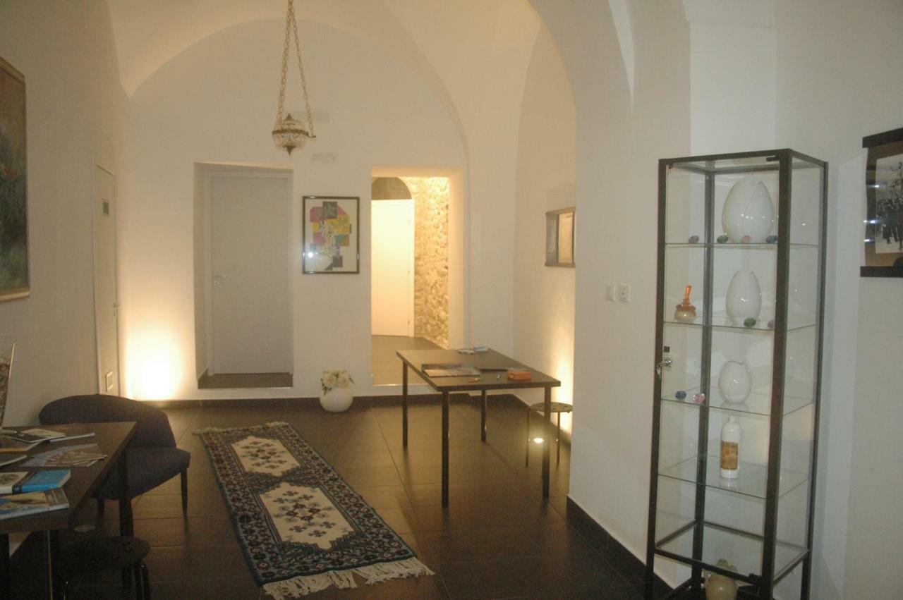 Yhomisus Bed and Breakfast Comiso Eksteriør billede